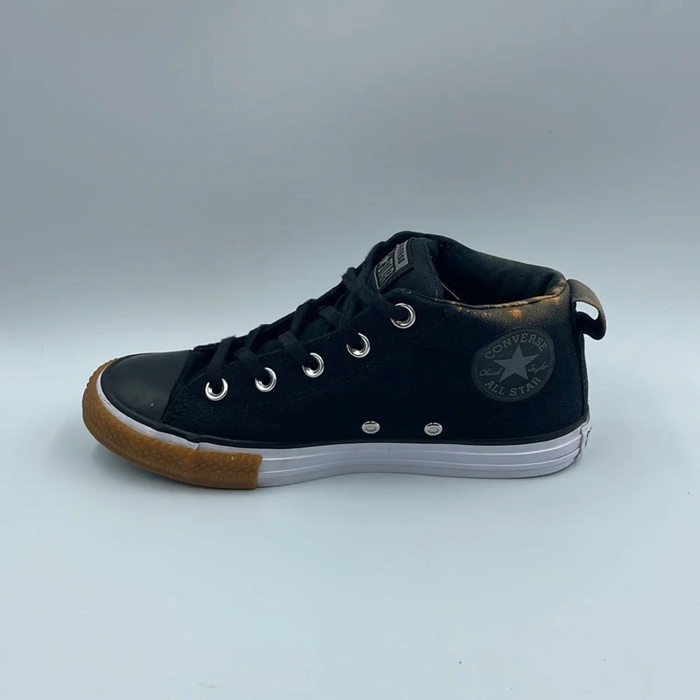 Converse Chuck Taylor All Star Street Mid Sneaker Boys Sz 3‎